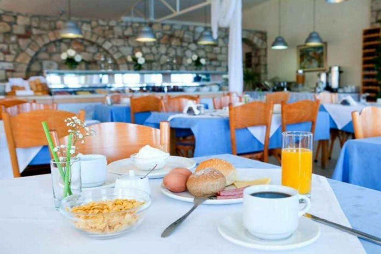 Daphne Holiday Club Calcídica Restaurante foto